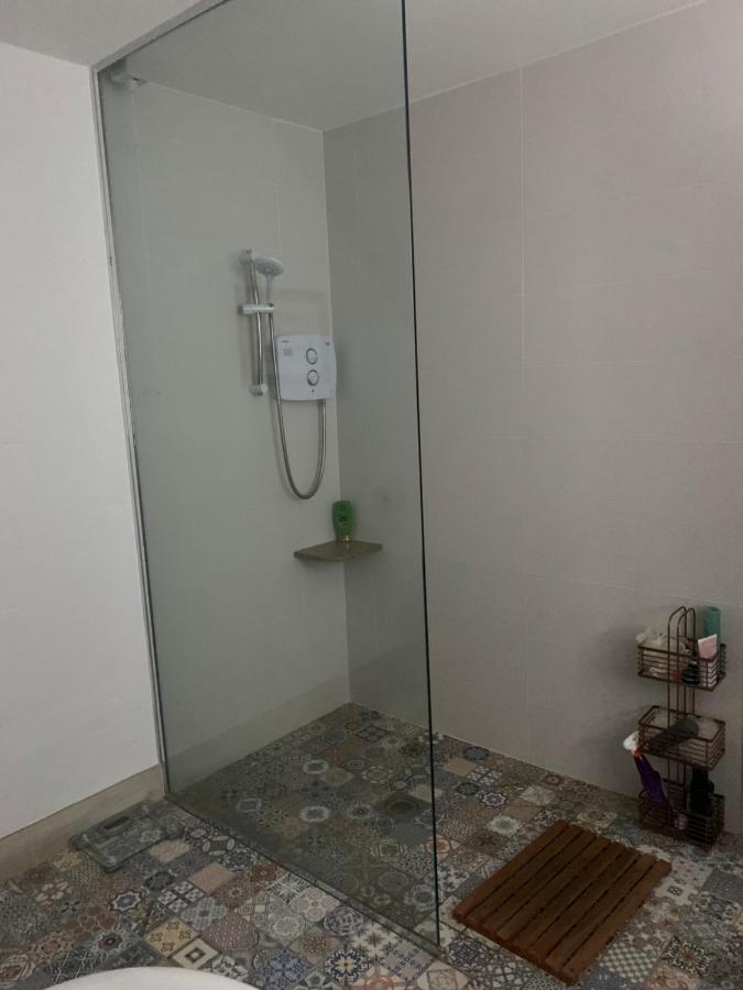 Bedroom With Private Bathroom And Stunning Views In Beautiful Home Letterkenny Luaran gambar